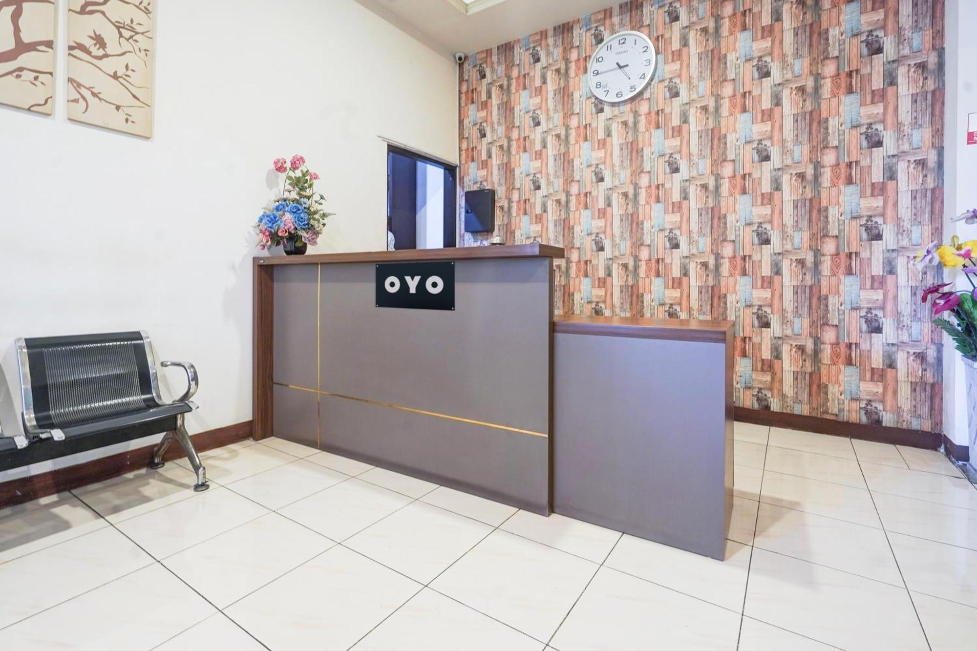 Hotel O Rappocini Near Rsia Paramount Макасар Екстер'єр фото